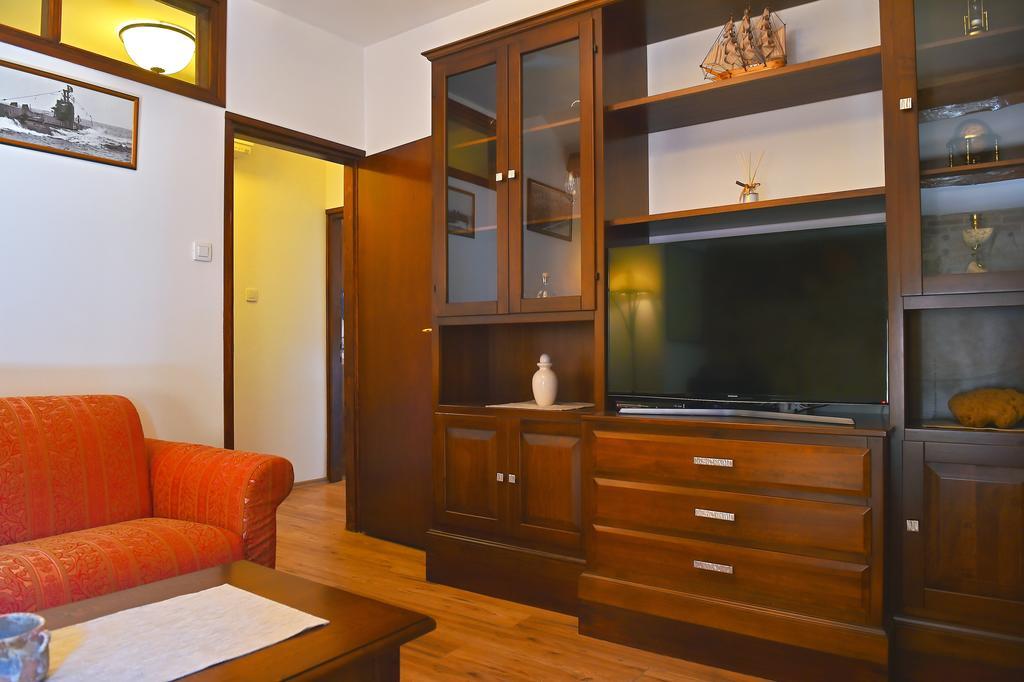 Antique Apartment Arsenale Rovinj Exterior photo